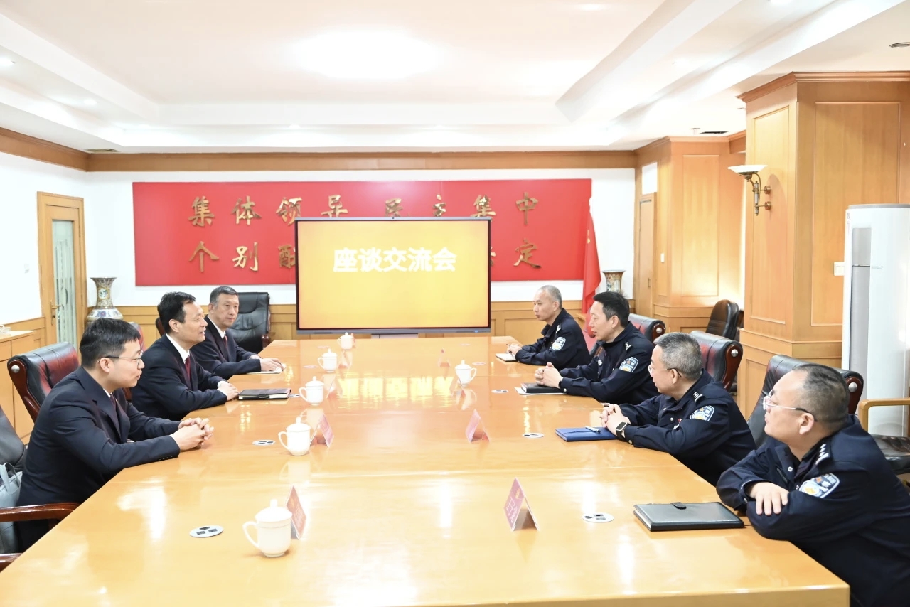 �쾯����ǿ��ʾ  ������ְ�ص���